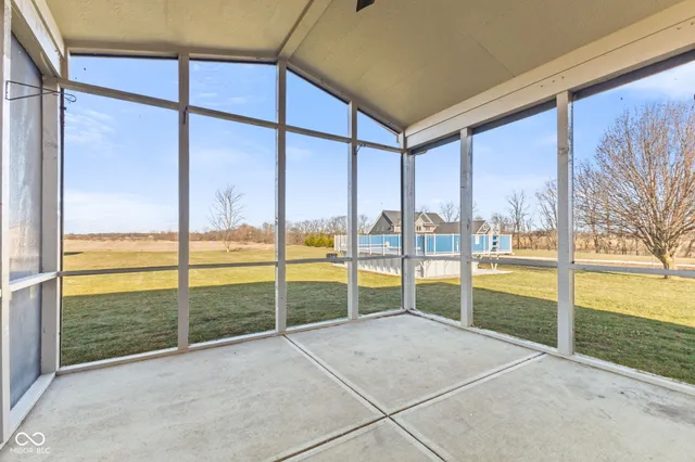 $750,000 | 3192 East 400S, Greenfield, IN 46140