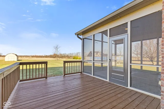 $750,000 | 3192 East 400S, Greenfield, IN 46140