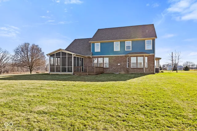 $750,000 | 3192 East 400S, Greenfield, IN 46140