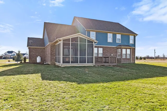 $750,000 | 3192 East 400S, Greenfield, IN 46140