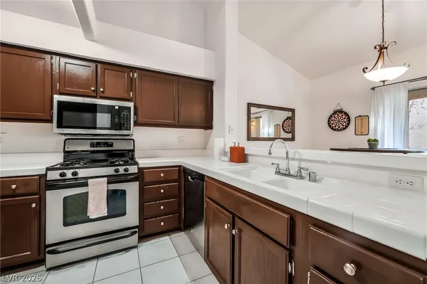 $2,200 | 2251 Wigwam Parkway, Unit 623, Henderson, NV 89074