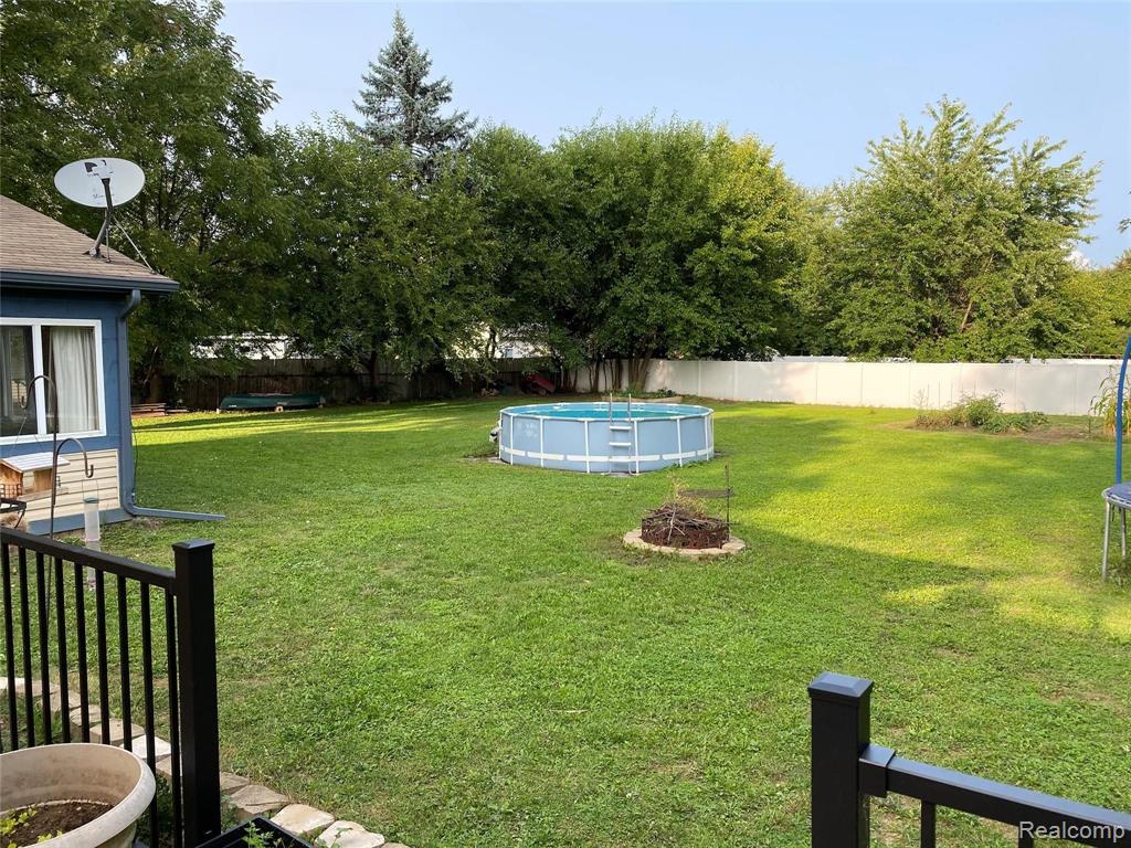 13343 Jennings Road Linden, MI 48451 - Photo 25 of 31