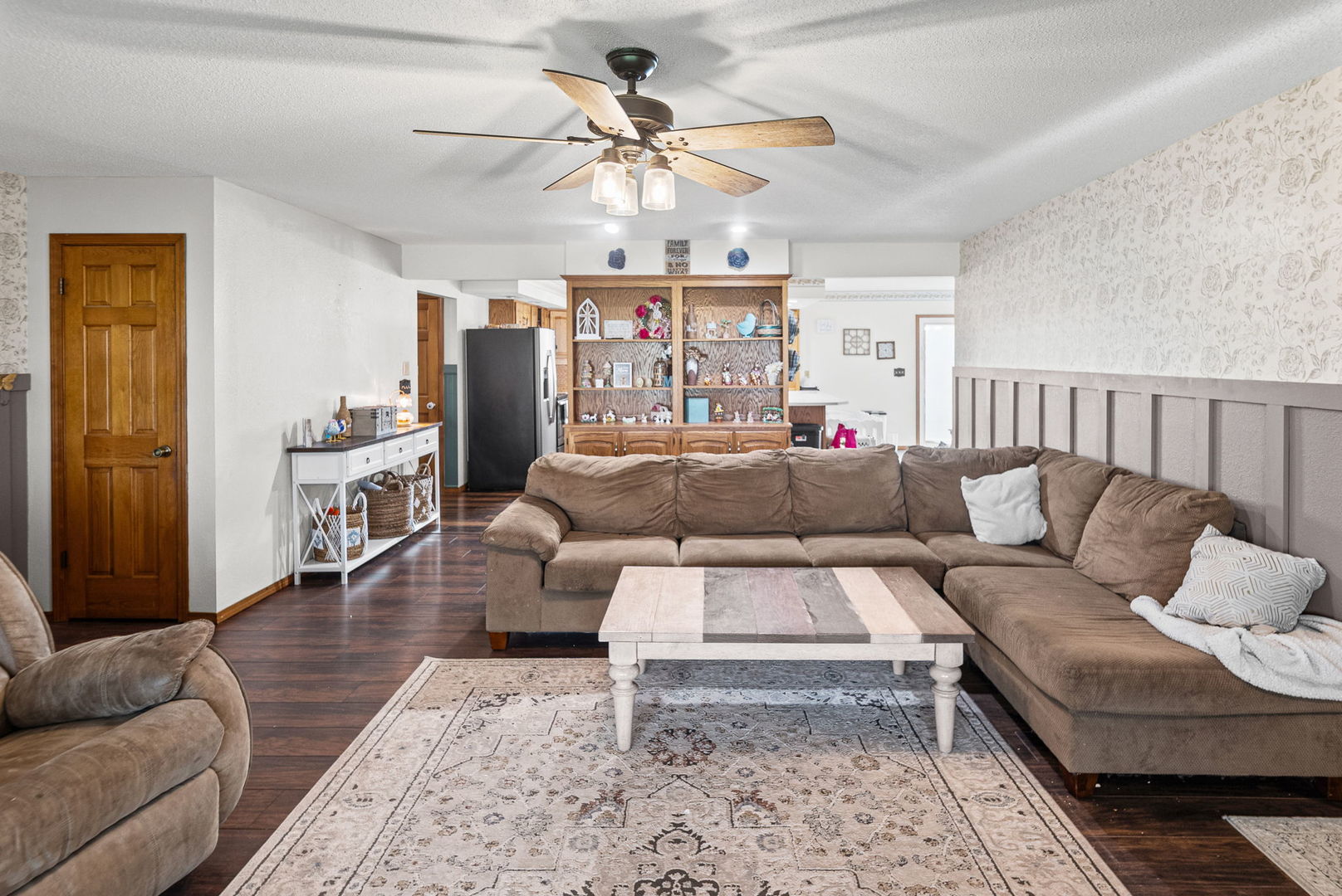 401 South Gehle Street St. Peter, IL 62880 - Photo 8 of 53