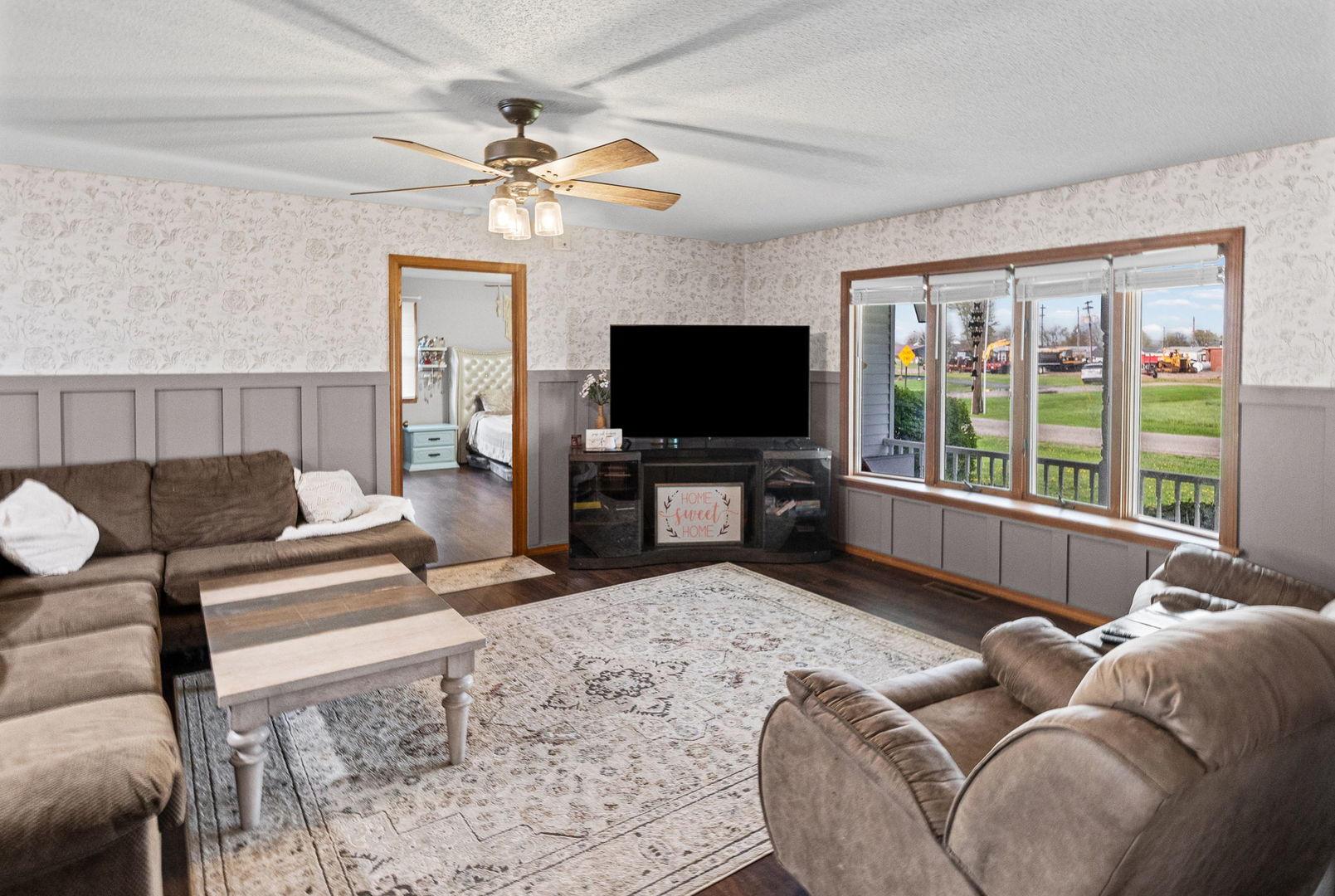 401 South Gehle Street St. Peter, IL 62880 - Photo 10 of 53