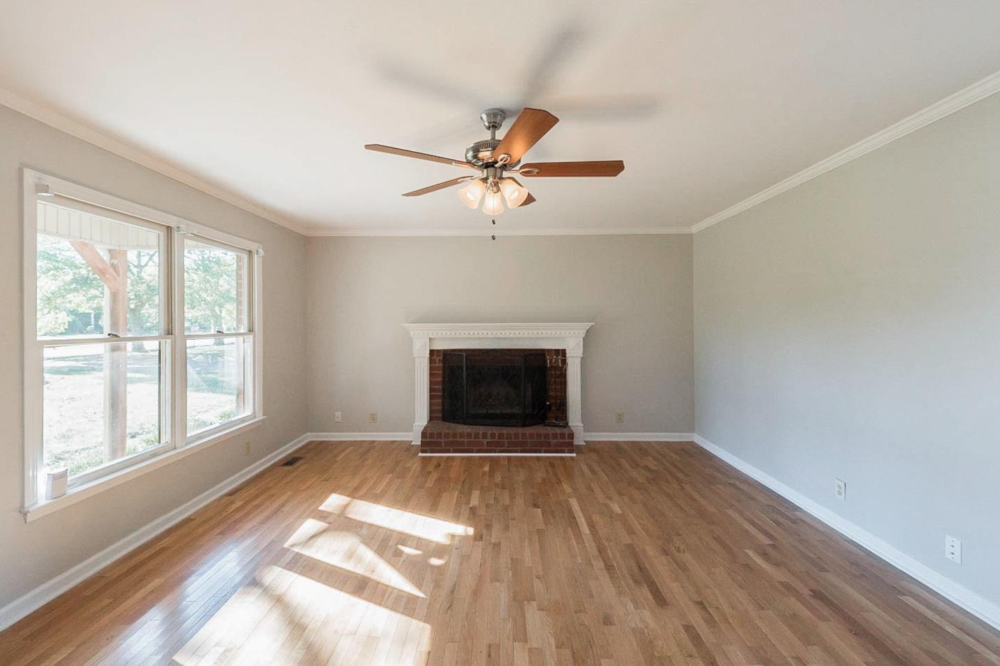 3414 Valley Bend Road Murfreesboro, TN 37129 - Photo 3 of 22 Gallery Image 3