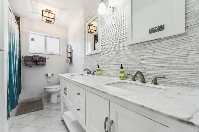 $1,000,000 | 1243 Garfield Street, Hollywood, FL 33019