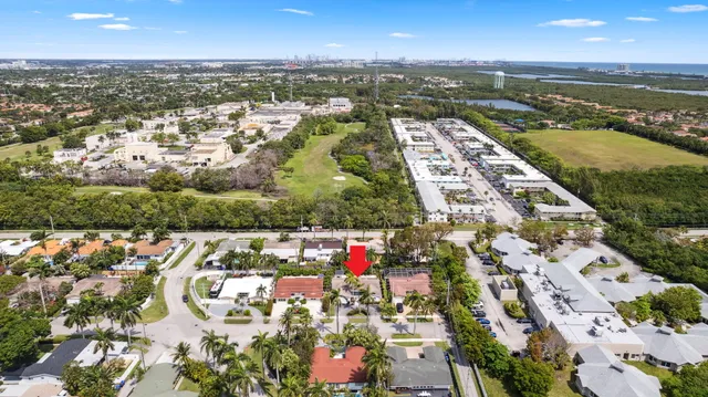 $1,000,000 | 1243 Garfield Street, Hollywood, FL 33019