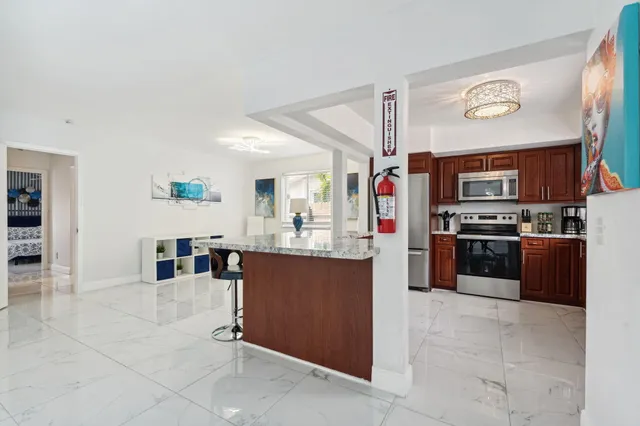 $1,000,000 | 1243 Garfield Street, Hollywood, FL 33019