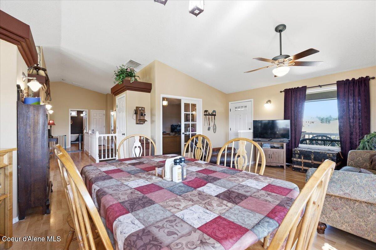 222 East Remington Road Athol, ID 83801 - Photo 16 of 78 Dining and Living