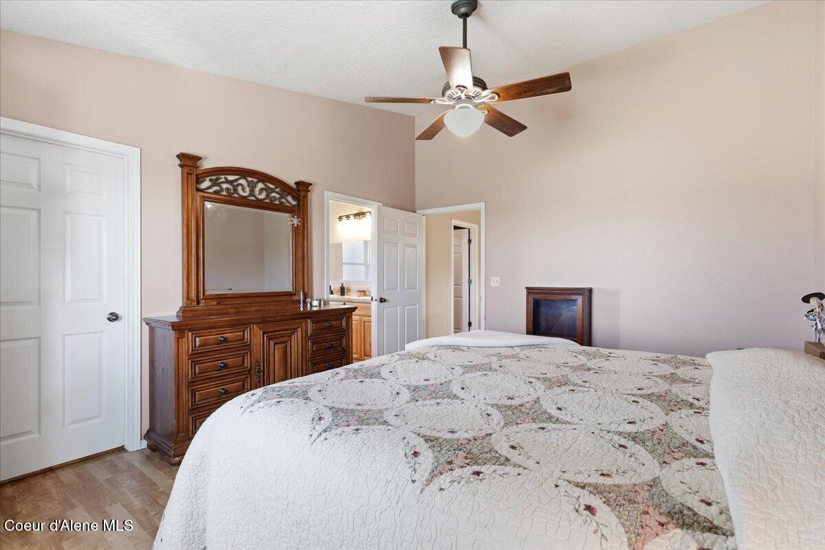 222 East Remington Road Athol, ID 83801 - Photo 33 of 78 MBR with Walk-In Closet, Full Bath