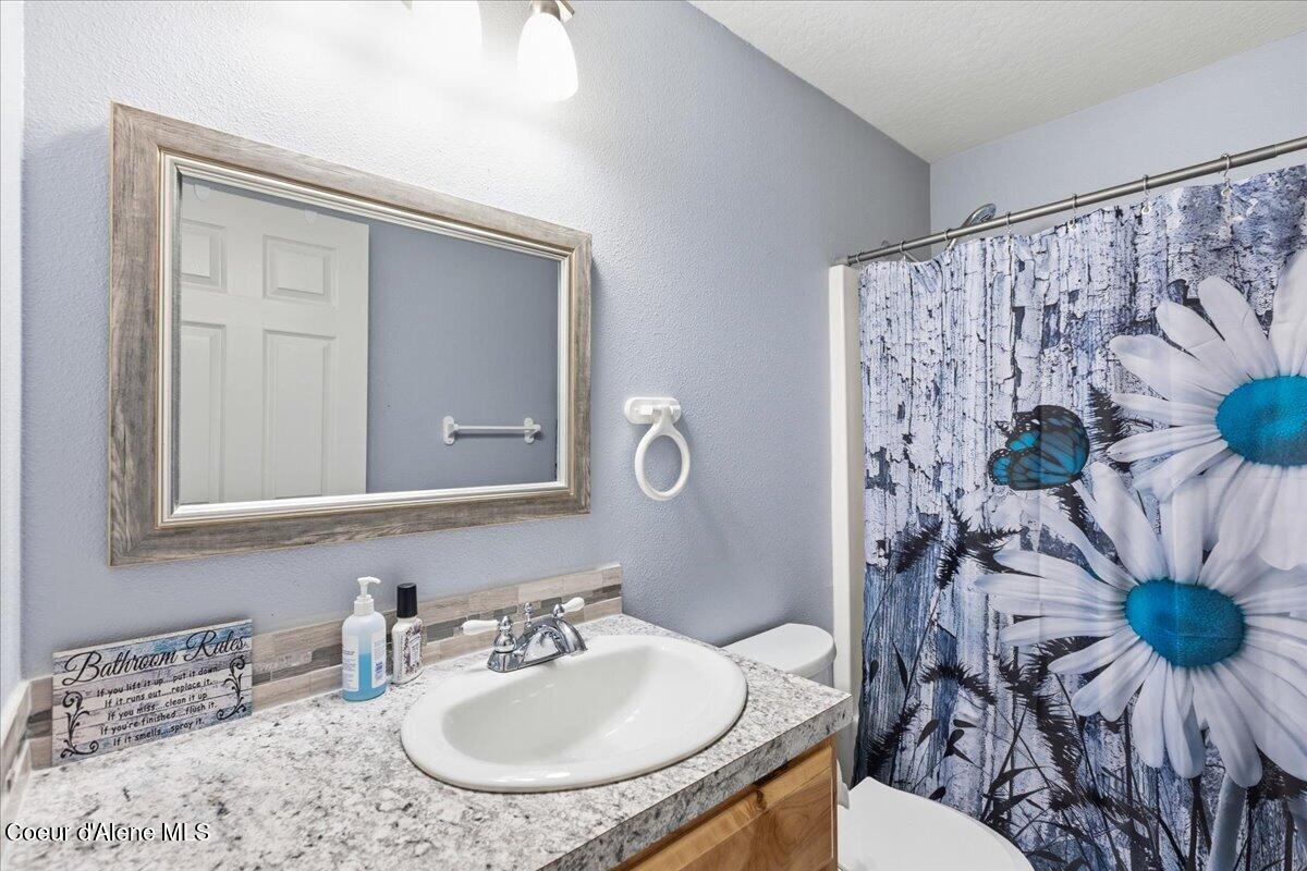 222 East Remington Road Athol, ID 83801 - Photo 42 of 78 Full Bathroom