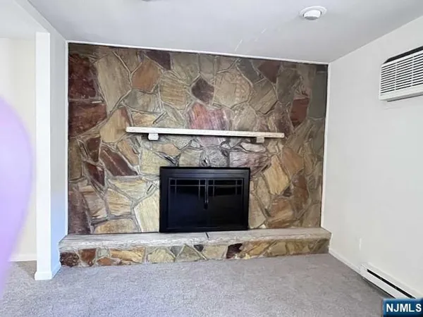 $2,450 | 283 Orchard Street, Unit 1B, Elmwood Park, NJ 07407