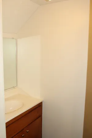$1,050 | 517 Bybee Branch Road, Unit 37, McMinnville, TN 37110