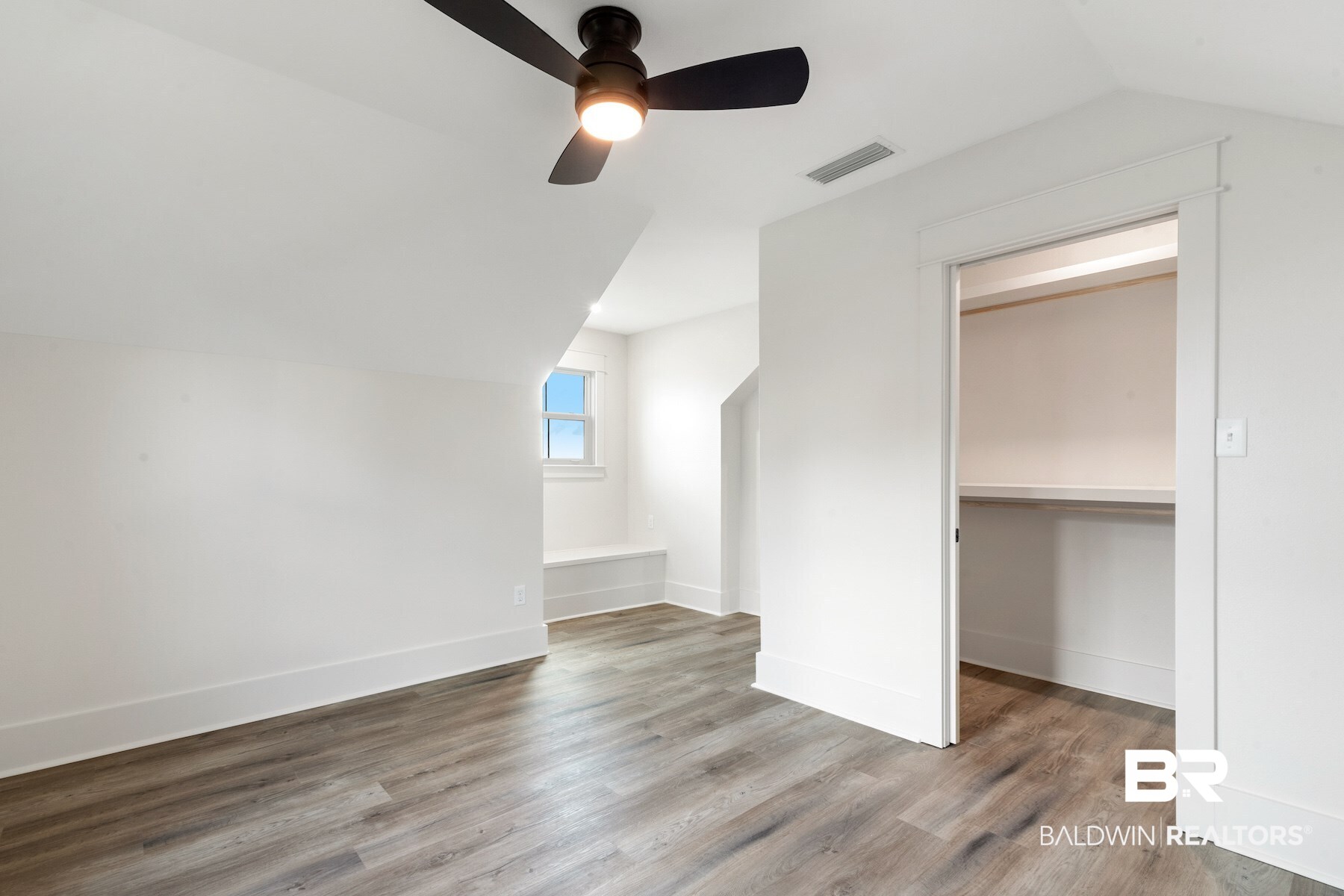 17150 Oyster Bay Road Gulf Shores, AL 36542 - Photo 24 of 41 Bedroom 3