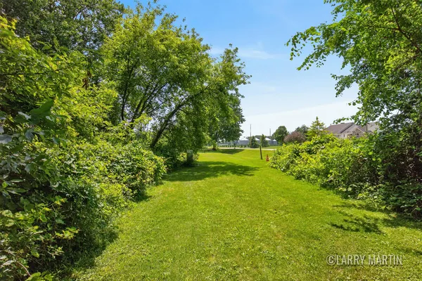 $300,000 | 8840 Burlingame Avenue Southwest, Byron Center, MI 49315