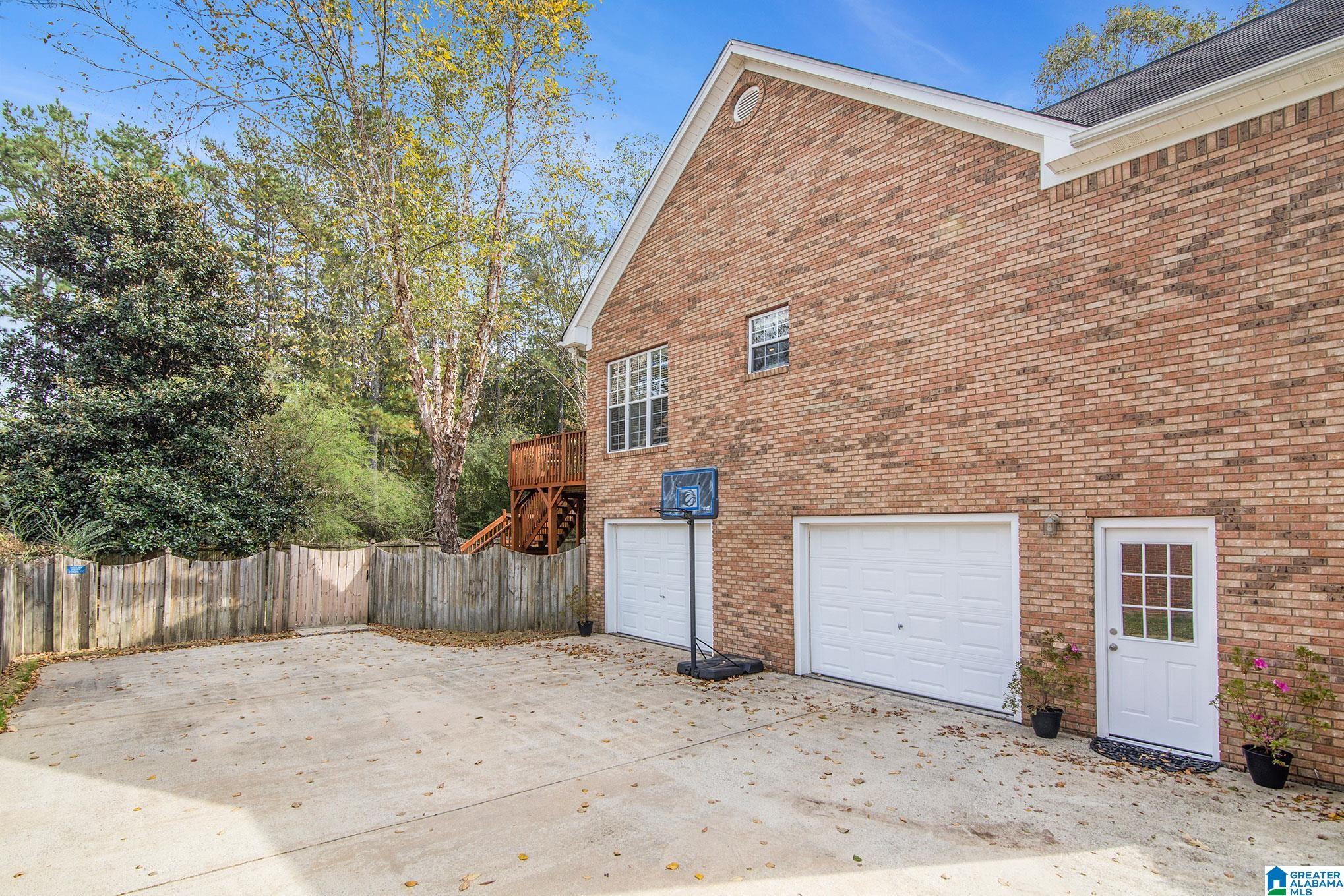 635 Wynlake Cove Alabaster, AL 35007 - Photo 5 of 39