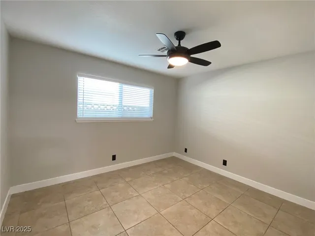 $2,200 | 3545 Moraga Drive, Las Vegas, NV 89103