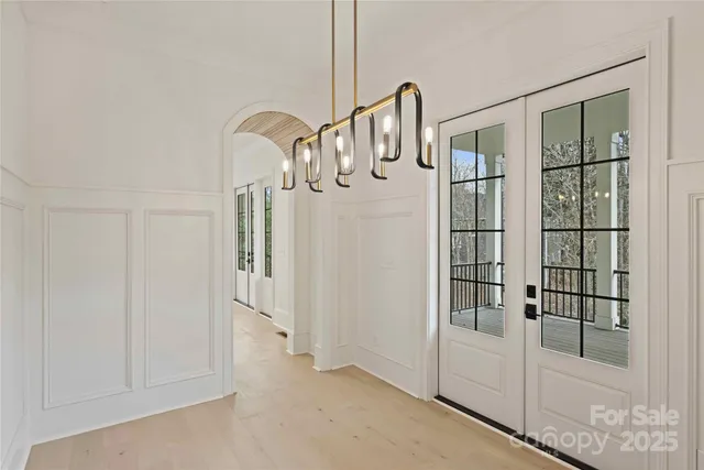 $1,825,000 | 7010 Chateau Bordeaux Lane, Charlotte, NC 28270