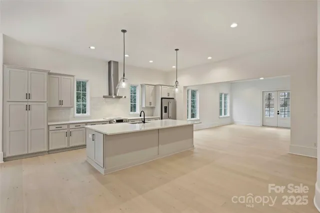 $1,825,000 | 7010 Chateau Bordeaux Lane, Charlotte, NC 28270