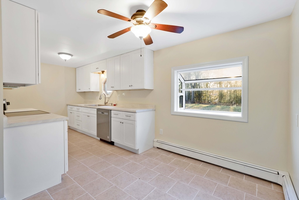3 Greenacre Road South Hadley, MA 01075 - Photo 16 of 40 Gallery Image 16