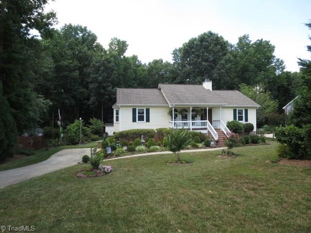 3792 Welcome-Arcadia Road Lexington, NC 27295 - Photo 2 of 30 Another View of Front of Home