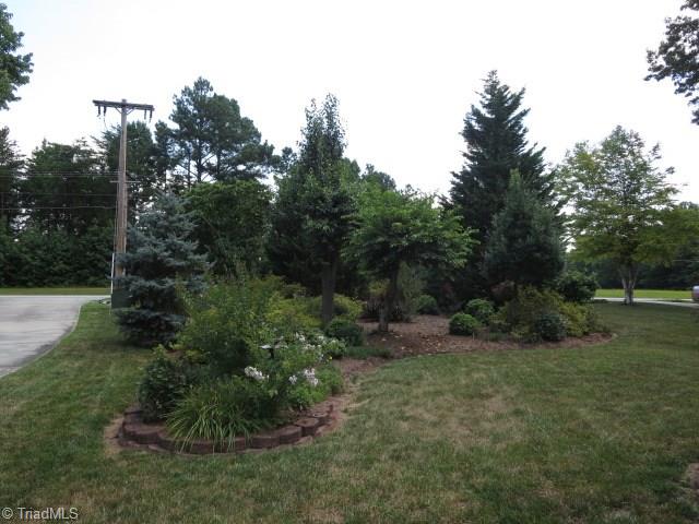 3792 Welcome-Arcadia Road Lexington, NC 27295 - Photo 29 of 30 View of Front Yard from Front Porch