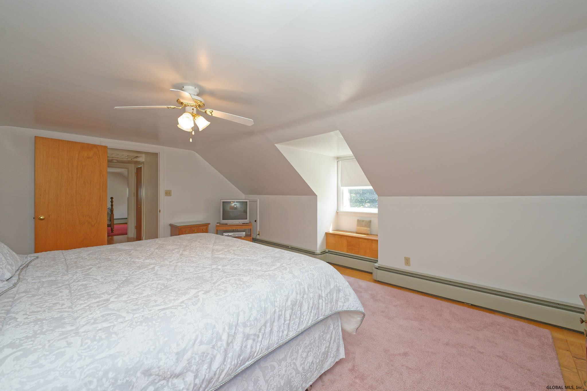 173 Boght Road Colonie, NY 12189 - Photo 17 of 35 Photo 17