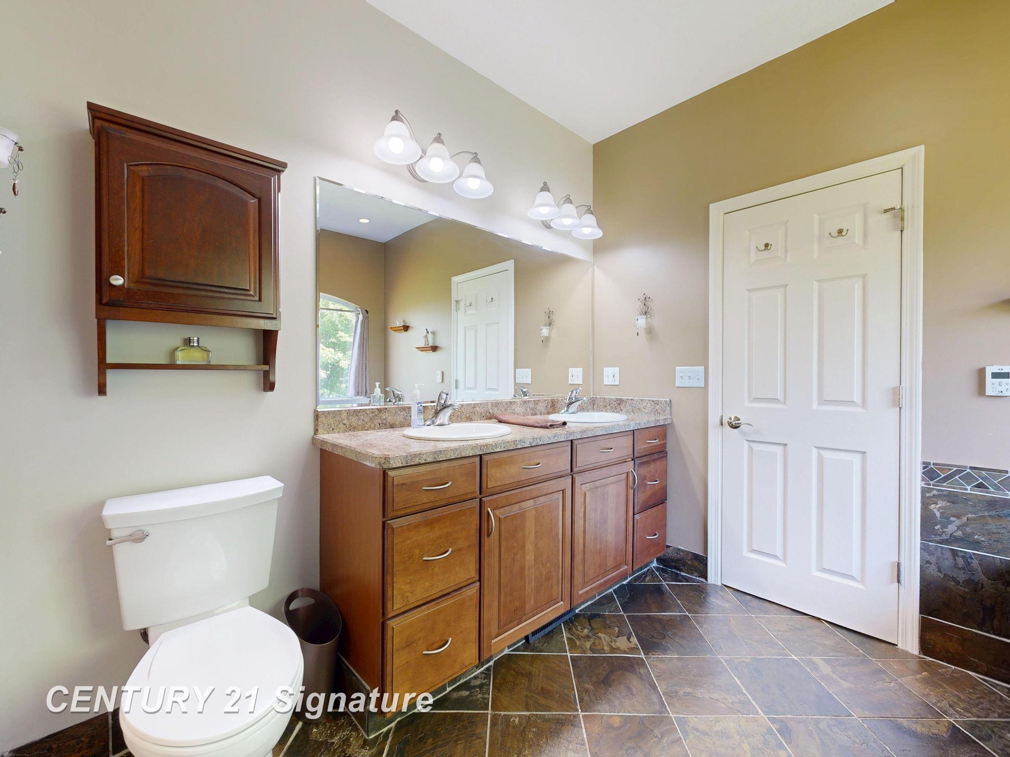 3055 Duffield Road Flushing, MI 48433 - Photo 32 of 91 50178346-9dac8b3f-979d-47ce-adf9-59498fce382e.JPG