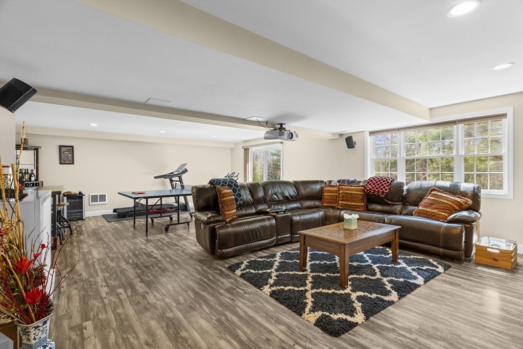 95 Meetinghouse Road, Unit 38 Norfolk, MA 02056 - Photo 23 of 30 Gallery Image 23