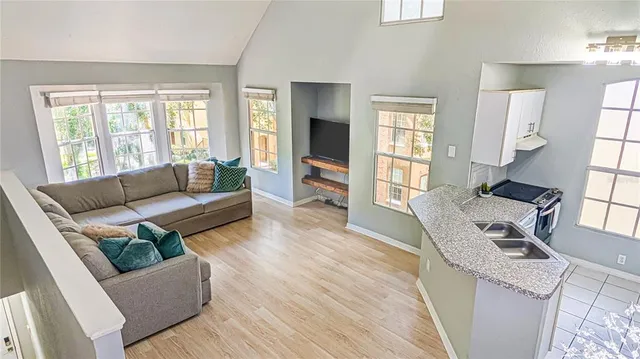 $189,925 | 6324 Raleigh Street, Unit 712, Orlando, FL 32835