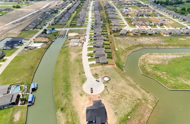 $2,090 | 11020 South Lake Mist Lane, Willis, TX 77318