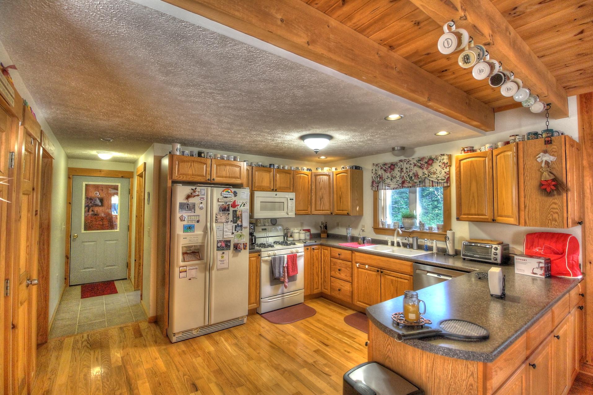 469 Bemis Road Oquossoc, ME 04964 - Photo 13 of 22 14