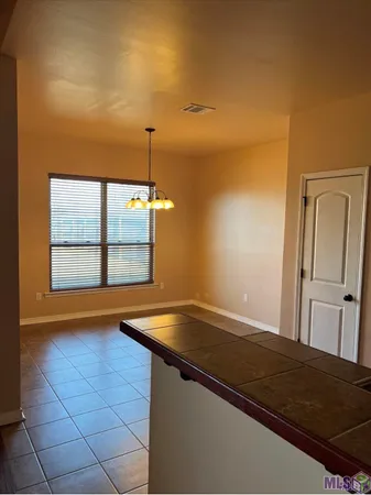 $2,100 | 9437 Redwood Lake Boulevard, Zachary, LA 70791