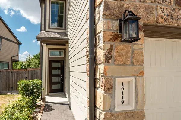 $2,775 | 16119 Northern Cardinal Lane, Cypress, TX 77433