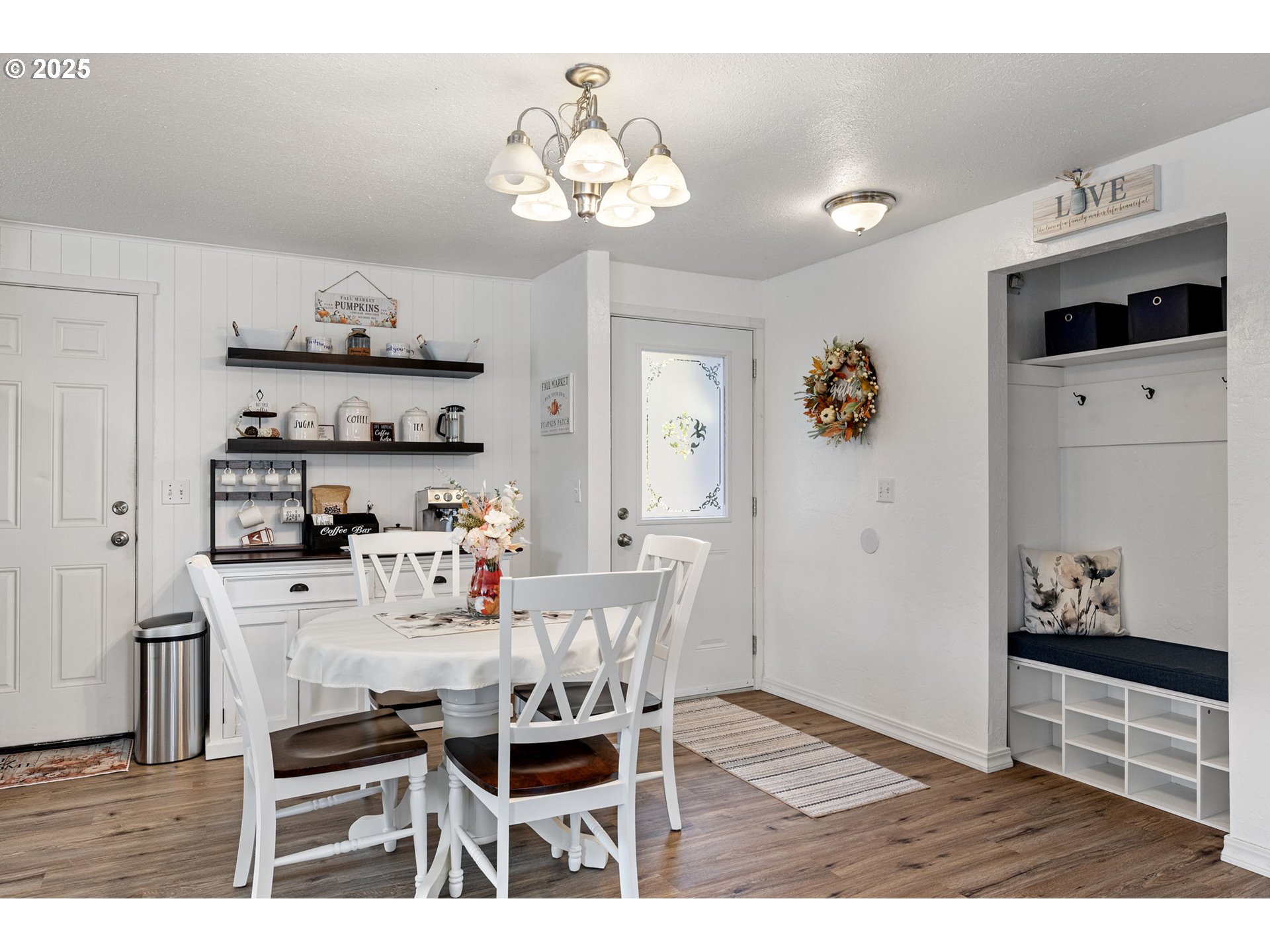 2105 16th Street Florence, OR 97439 - Photo 20 of 48 a dining room with furniture and kitchen view