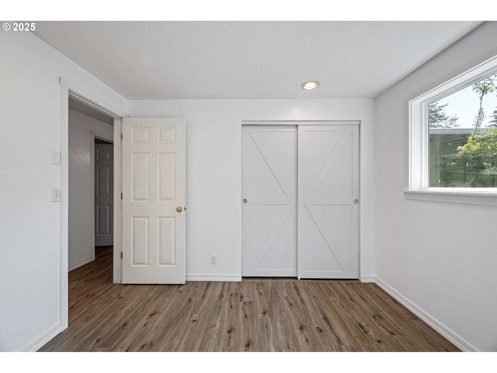 2105 16th Street Florence, OR 97439 - Photo 28 of 48 a view interior of a house wooden floor and windows