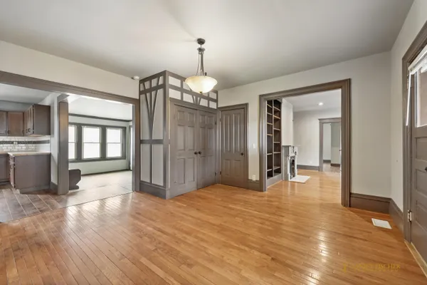 $255,000 | 2522 East State Street, Rockford, IL 61107