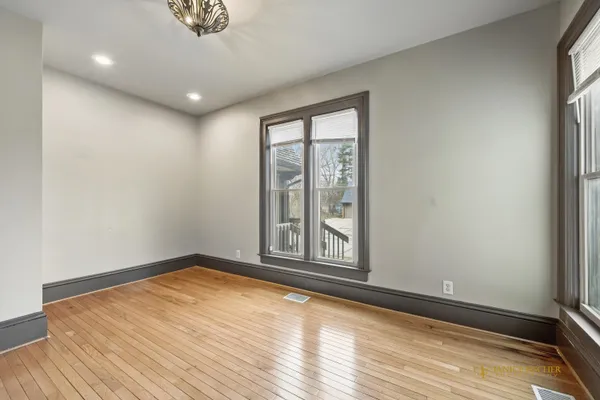 $255,000 | 2522 East State Street, Rockford, IL 61107