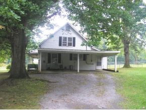 114 Garrett Estep Road Elizabethton, TN 37643 - Photo 4 of 11 Photo 4