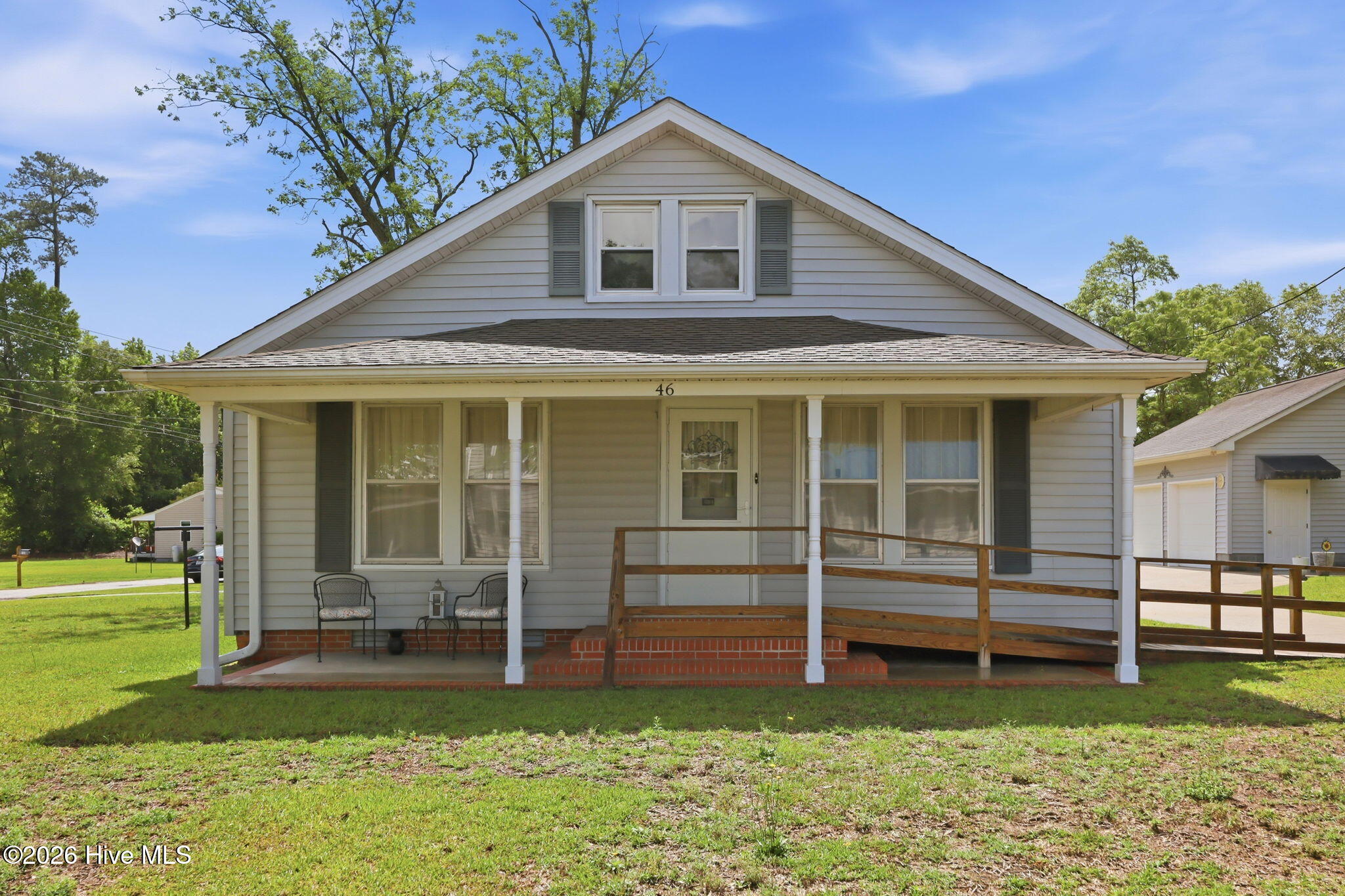 46 Elizabeth Avenue Chocowinity, NC 27817 - Photo 4 of 48 FRONT VIEW