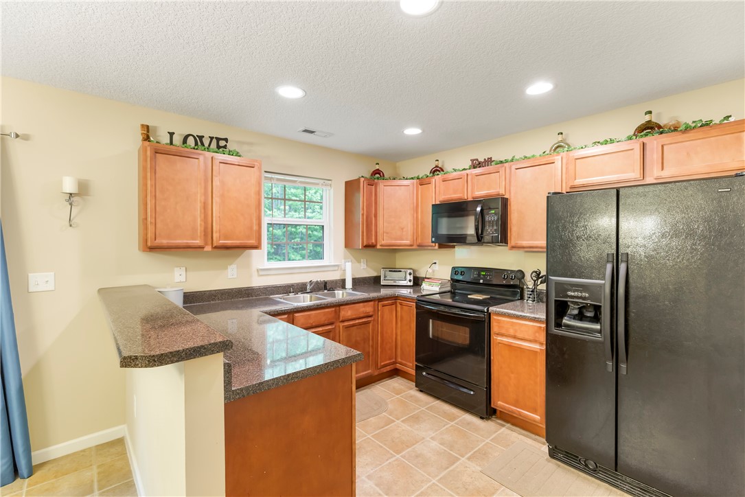 133 Duraleigh Road Anderson, SC 29621 - Photo 5 of 15