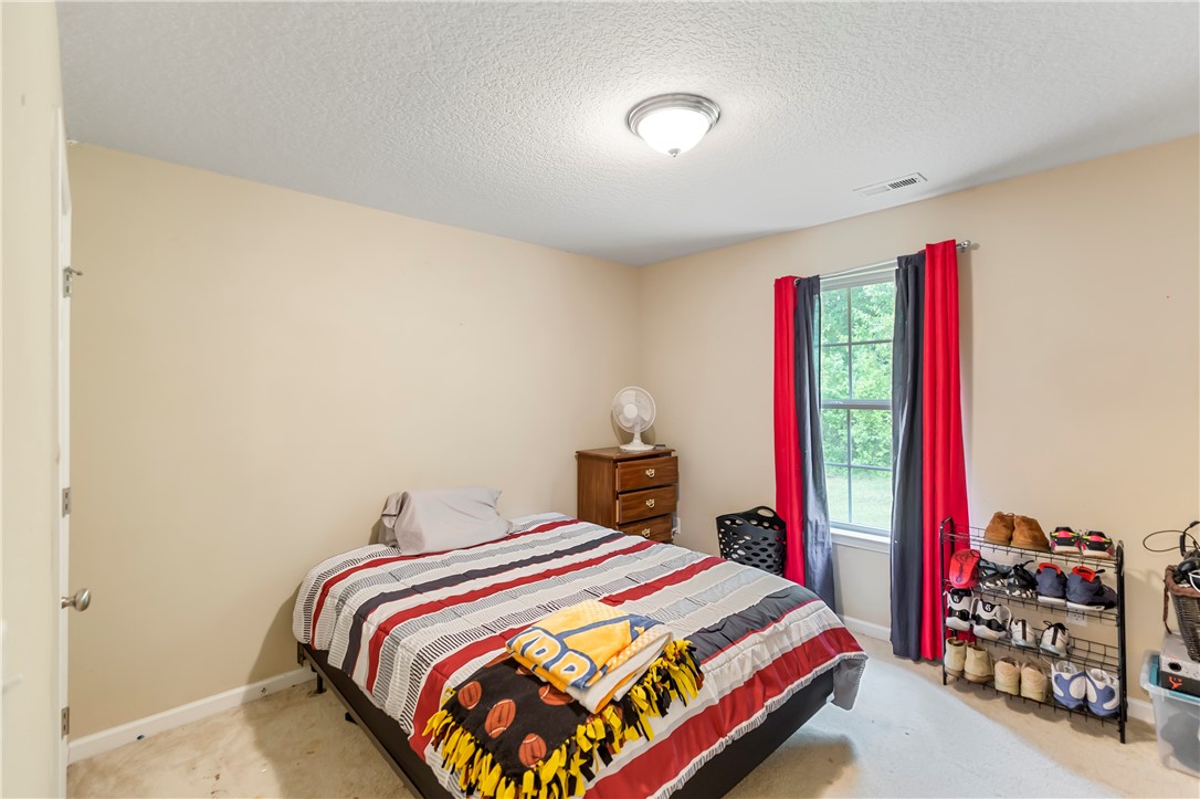 133 Duraleigh Road Anderson, SC 29621 - Photo 9 of 15