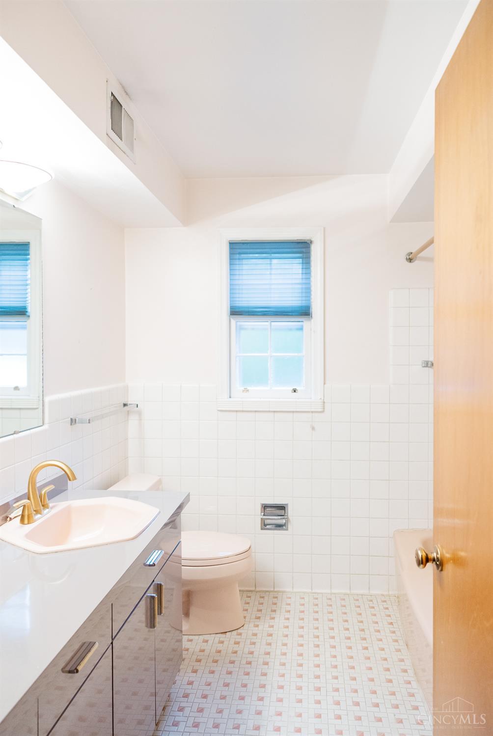 5765 Miami Road Cincinnati, OH 45243 - Photo 43 of 63 Gallery Image 43