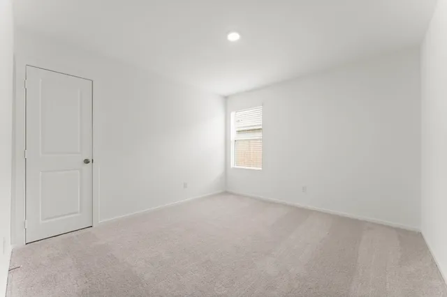 $1,600 | 468 Shoreview Drive, Conroe, TX 77303