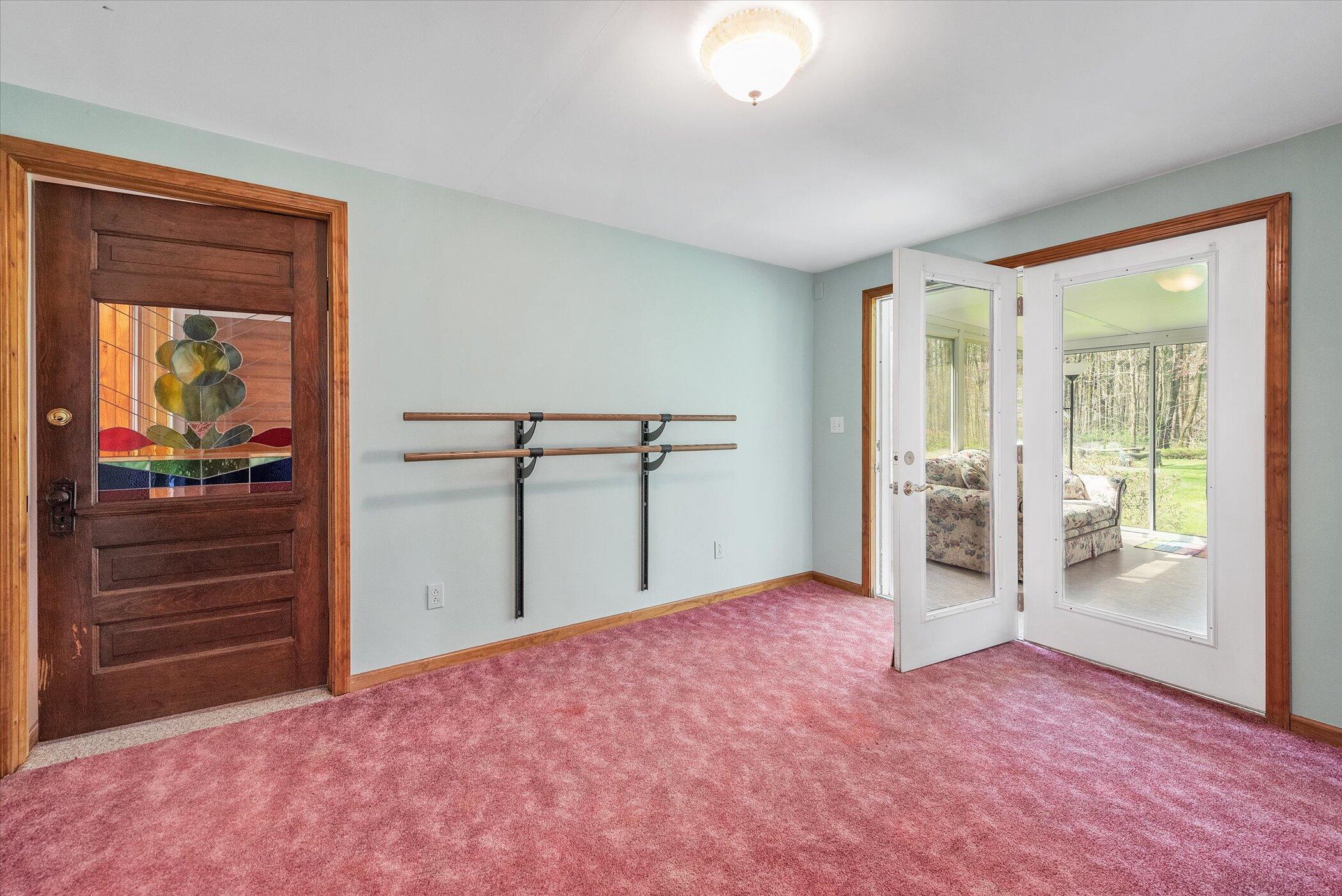 49444 Rush Lake Road Hartford, MI 49057 - Photo 15 of 54 Family Room