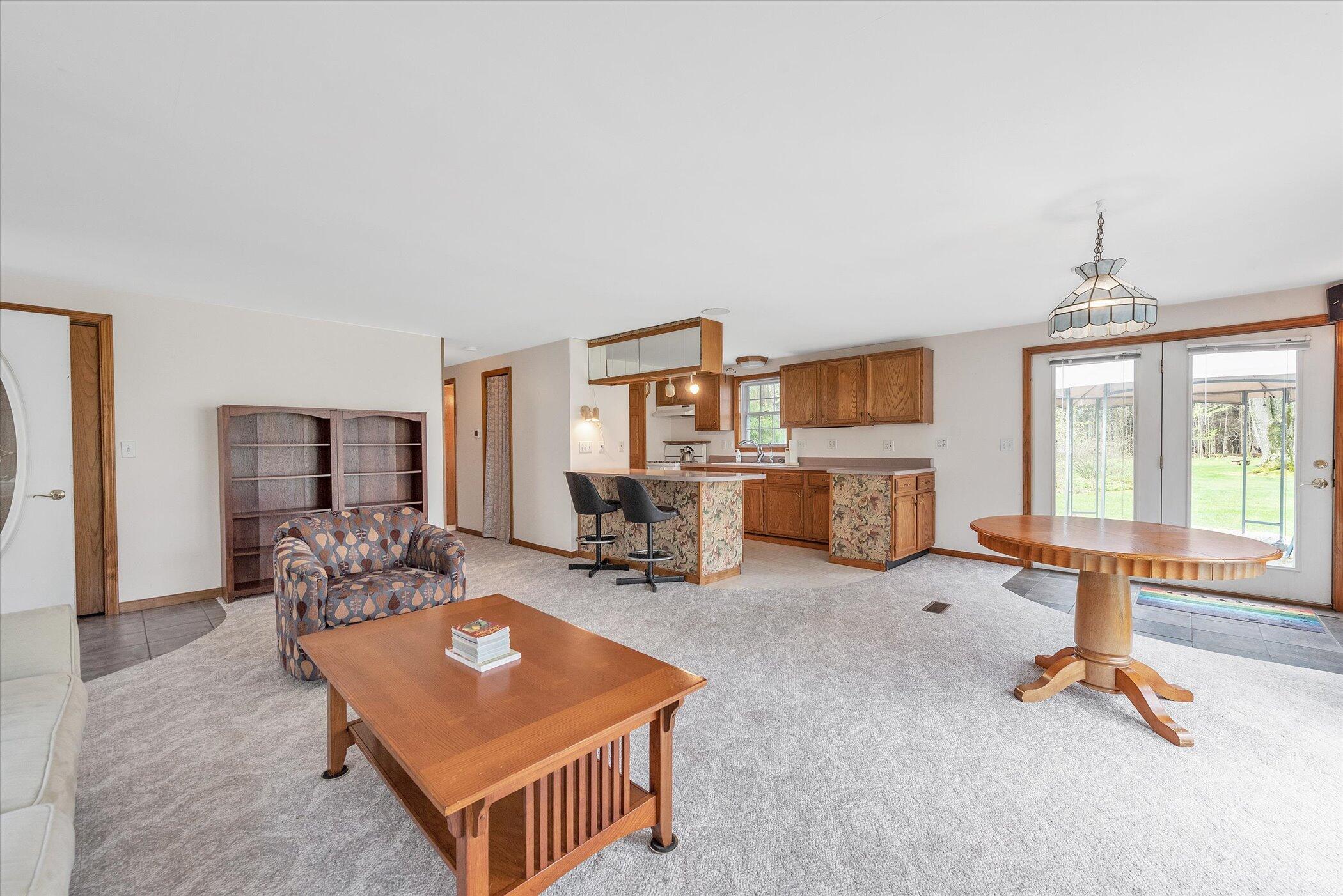 Dining / Living Room