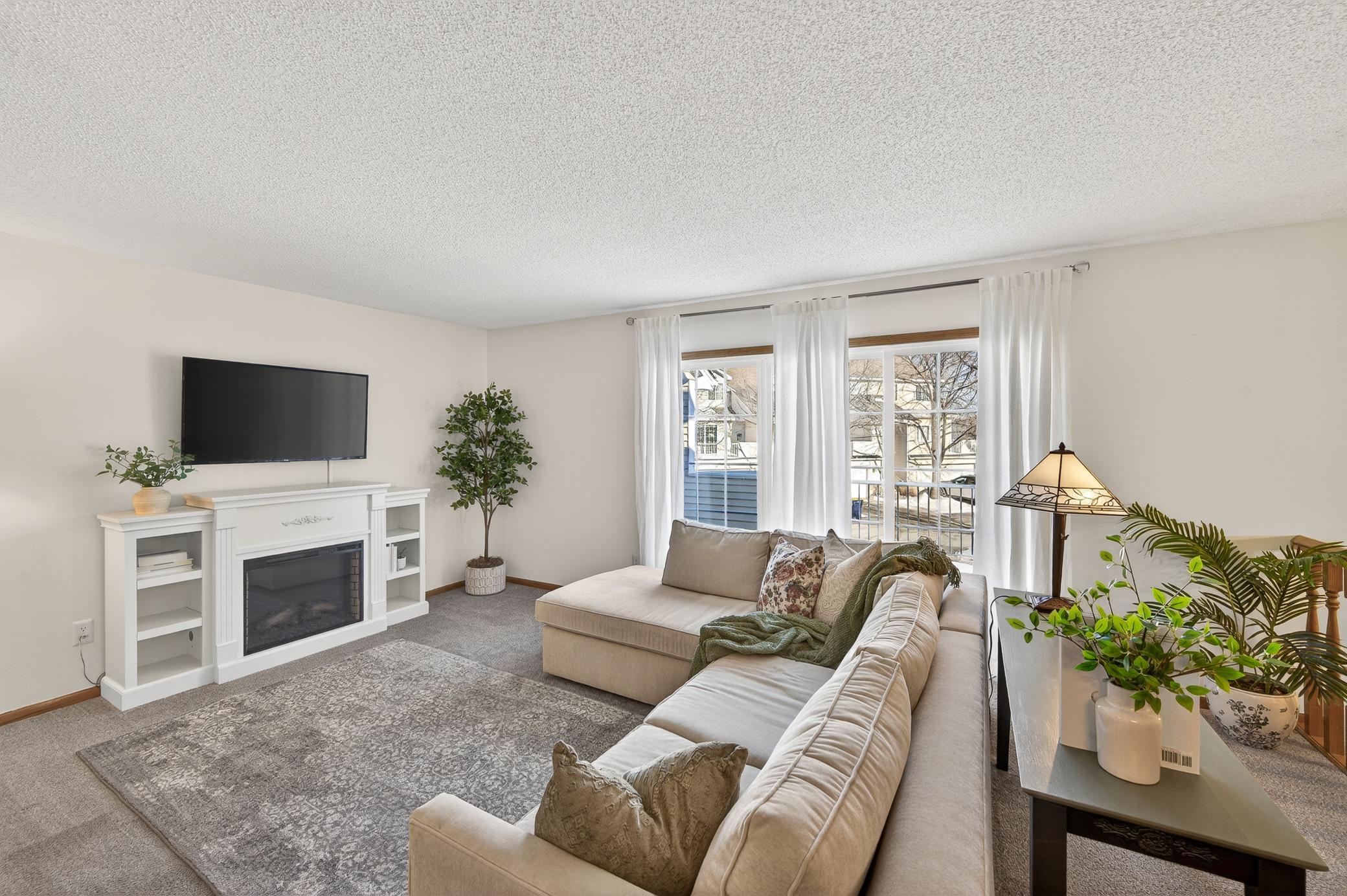 7671 Nicholas Way Chanhassen, MN 55317 - Photo 12 of 44