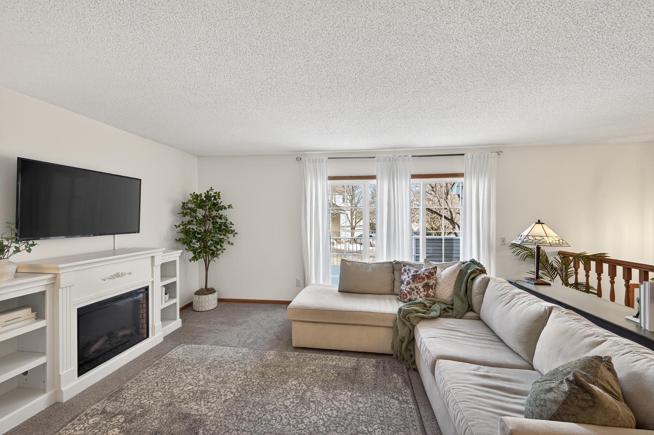 7671 Nicholas Way Chanhassen, MN 55317 - Photo 13 of 44