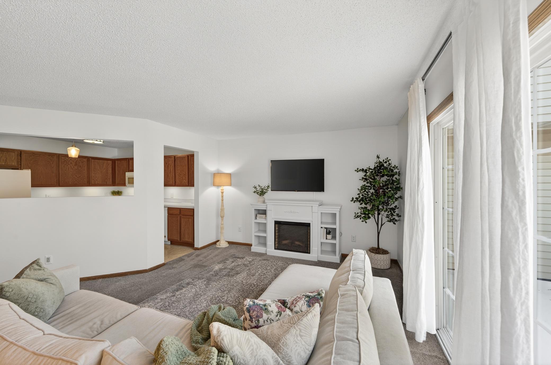 7671 Nicholas Way Chanhassen, MN 55317 - Photo 16 of 44