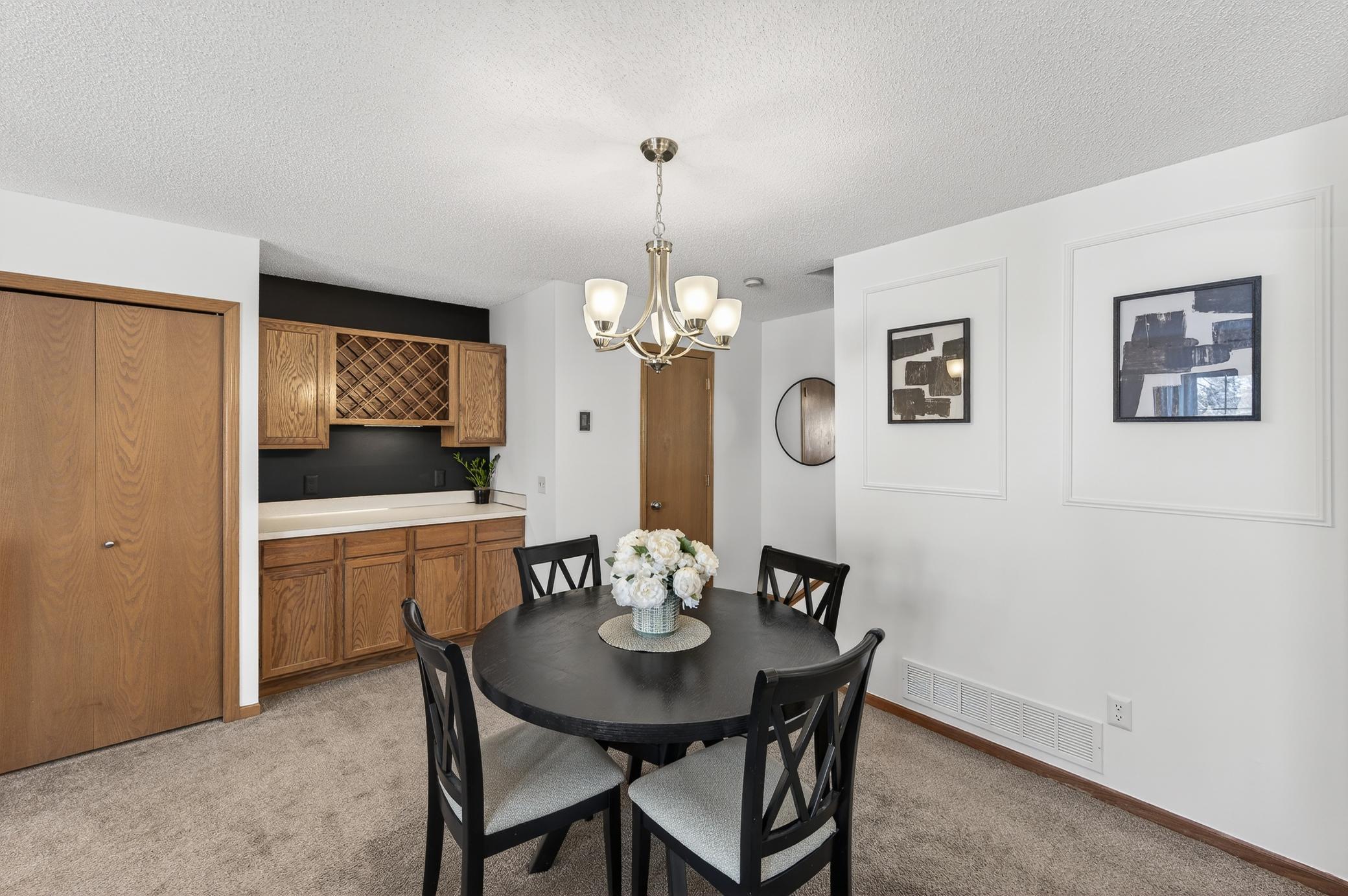 7671 Nicholas Way Chanhassen, MN 55317 - Photo 22 of 44